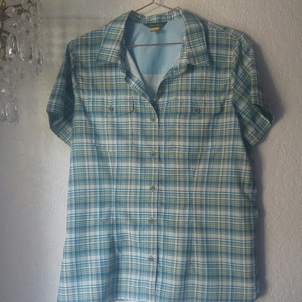 Eddie Bauer Plaid Short Sleeves Button Down Front Pockets Zippered Pocket SZ L